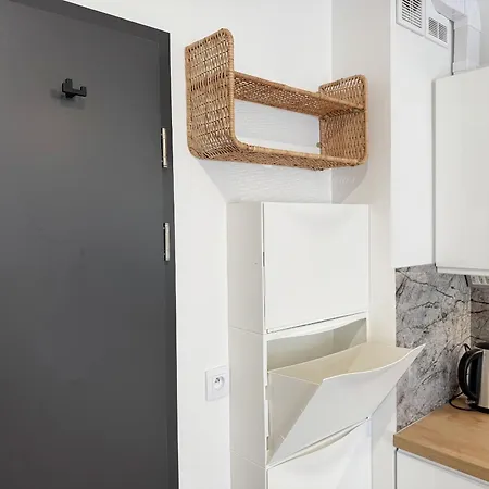 B50 Trzy Lipki - - Wgh Rent Lägenhet *