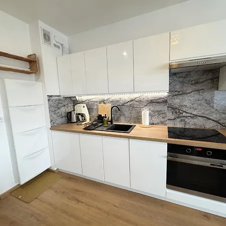 B50 Trzy Lipki - - Wgh Rent Lägenhet