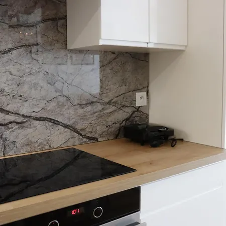 B50 Trzy Lipki - - Wgh Rent